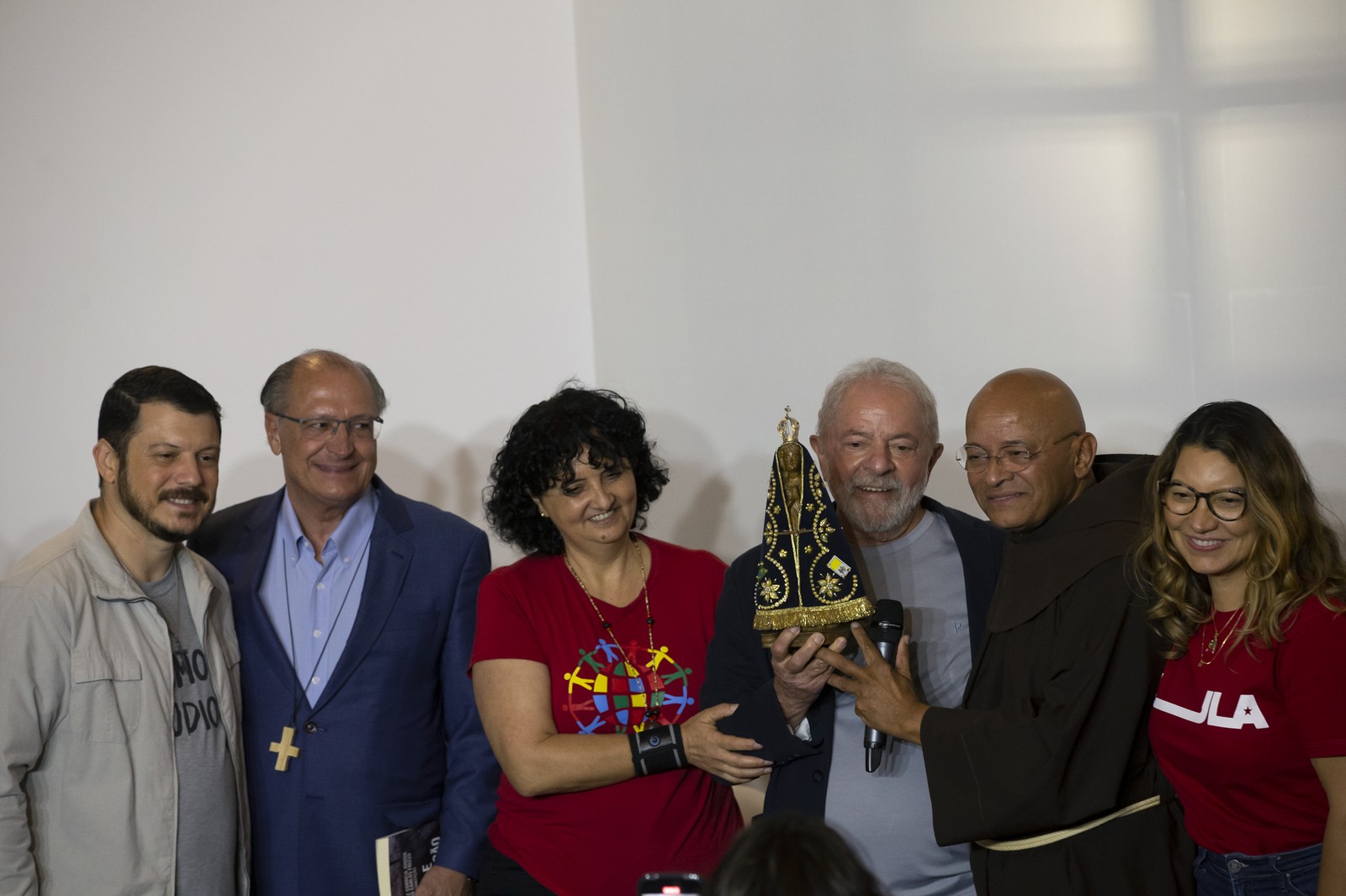 Lula participa de encontro com padres, freiras e religiosos. — Foto: Edilson Dantas