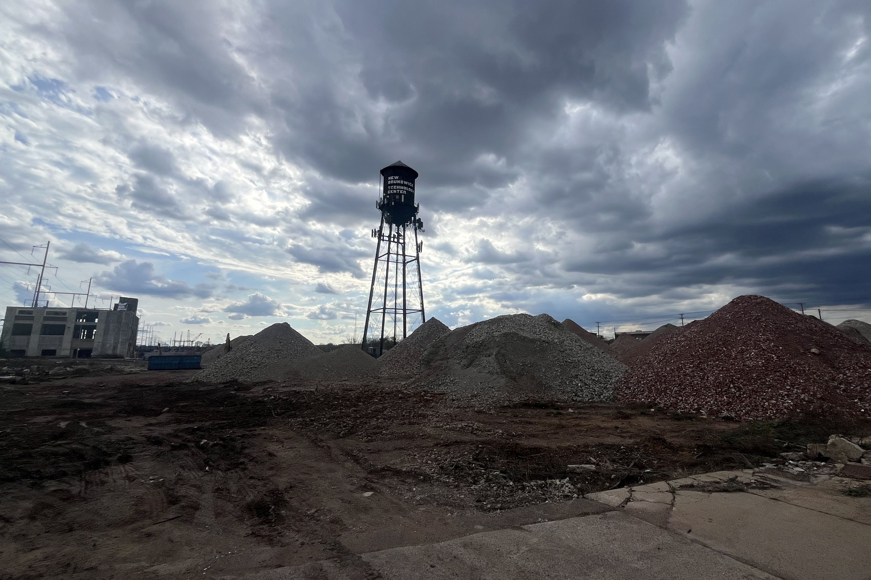 Citando impactos ambientais, estado dos EUA é o primeiro no país a proibir construção de centros de dados para IA