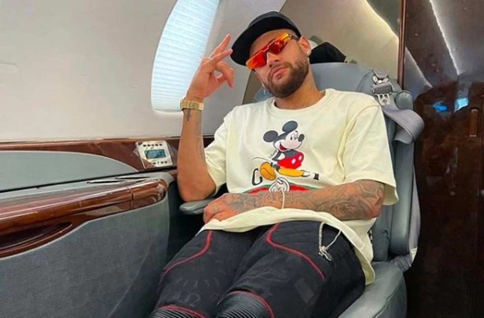 Neymar exibiu jatinho de luxo nas redes sociais — Foto: Reprodução Instagram