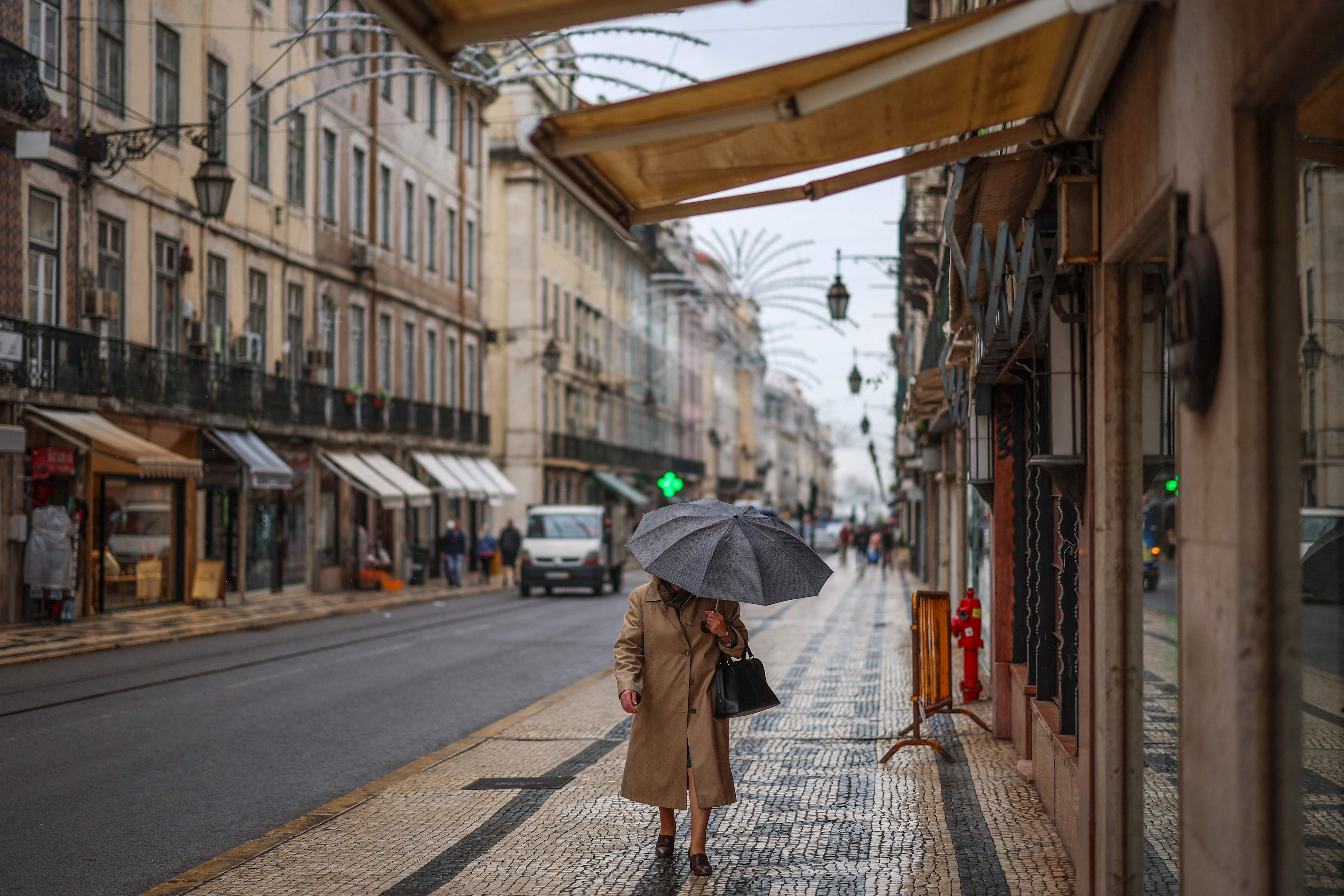 Morar em Portugal: veja salários, vistos e as novas regras de migração para brasileiros