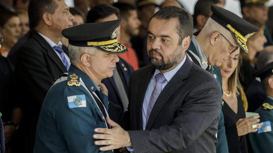 Novo comandante da PM do Rio adia posse de coronel citado em denúncia do MP sobre ligação com miliciano