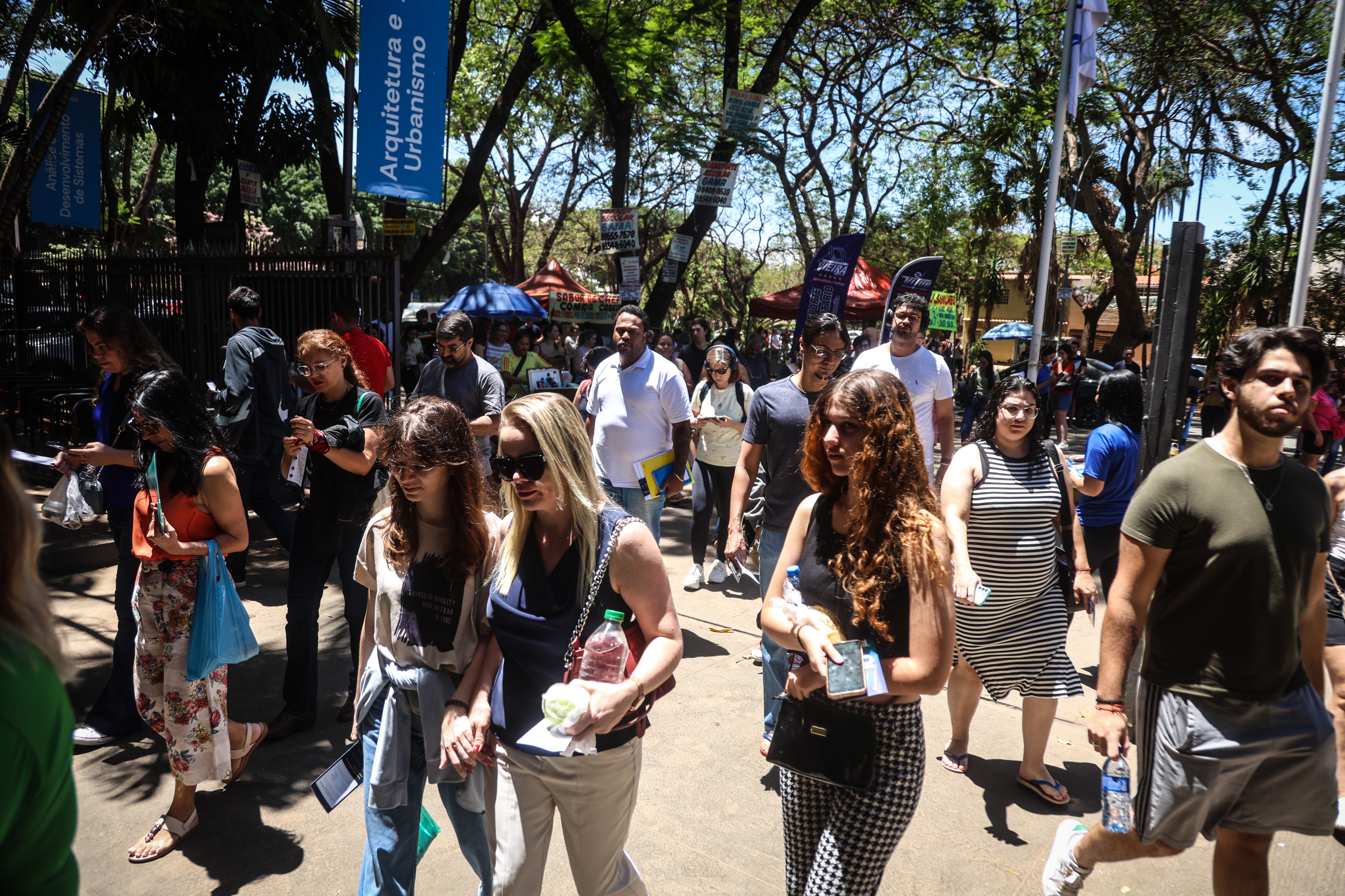 Aumento do ensino a distância e de centros universitários prejudicou faculdades locais, diz pesquisa