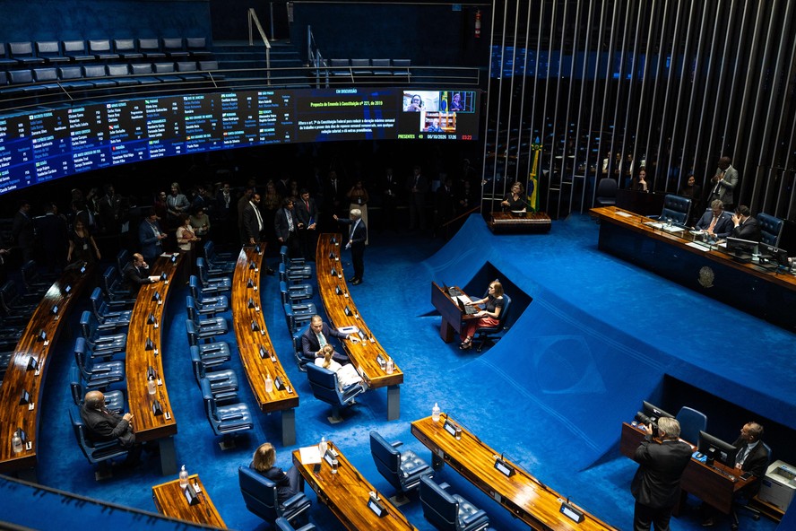Senado realiza a terceira sessão de discussão sobre PEC do fim da escala 6×1