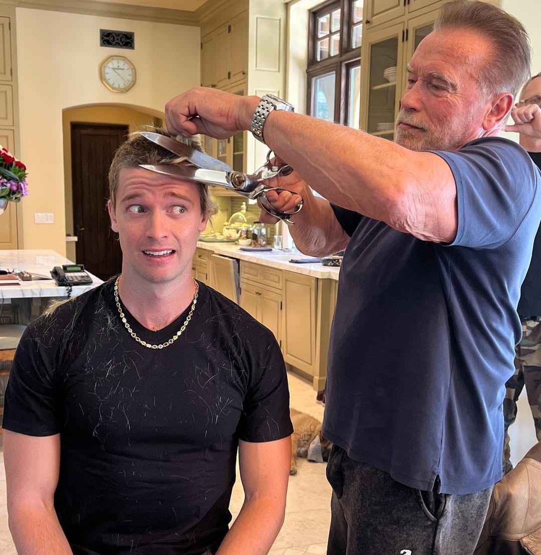Patrick Swarzenegger, Filho de Arnold Swarzenegger, Seguiu OS Passos do pai: Eleeestánanova temporata toperada dasérie'WhiteLotus' - foto: reprodução/instagram