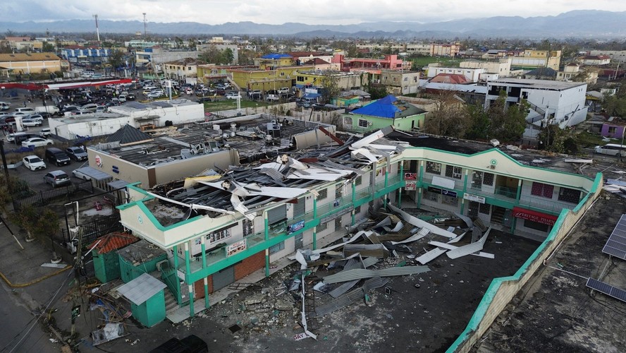 Jamaica tem 'prejuízos equivalentes ao seu PIB' após passagem do