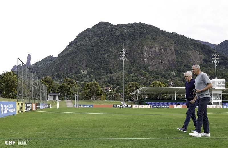 Seleção masculina volta à Granja Comary a pedido de Ancelotti
