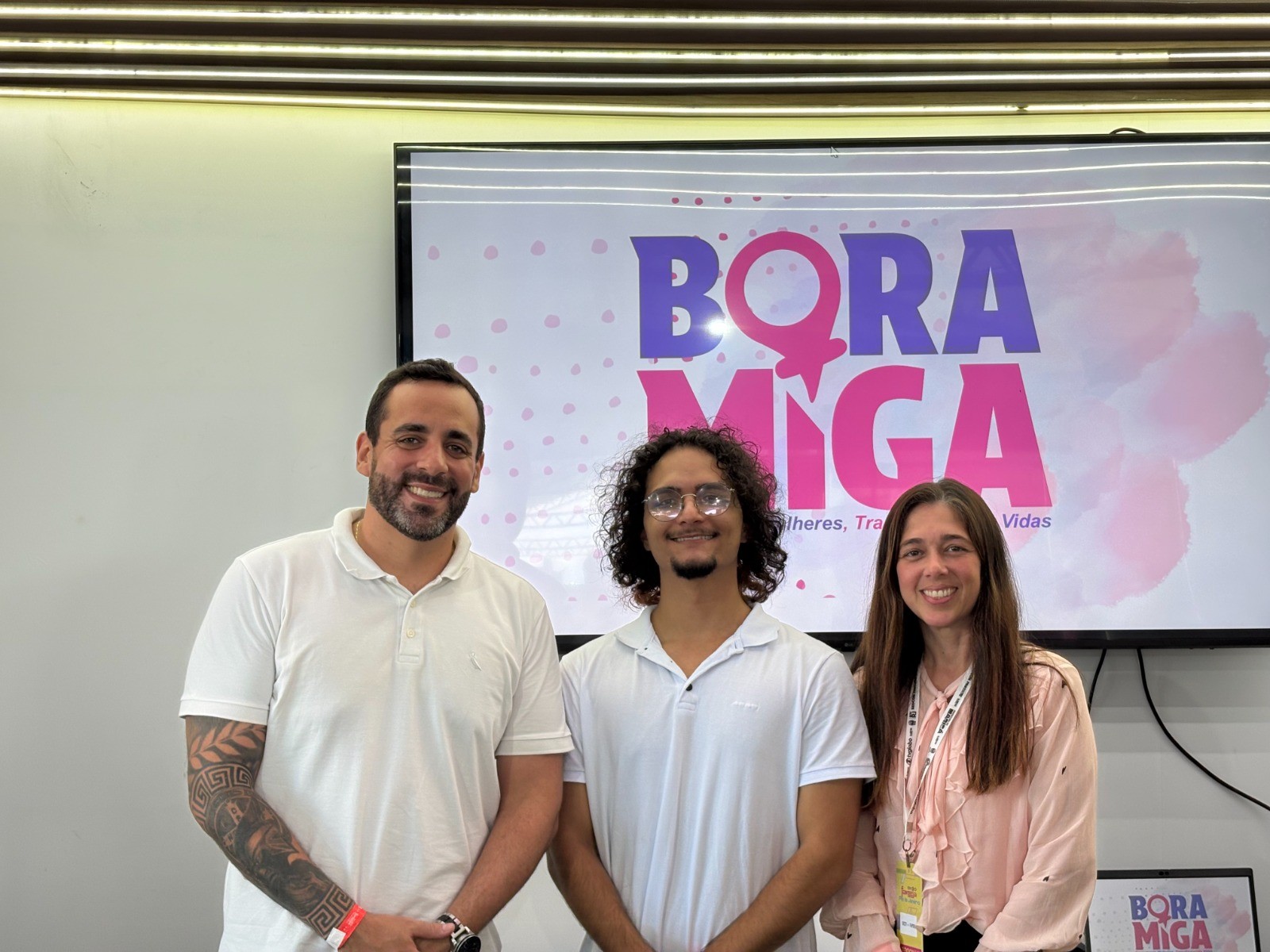 De barbeiros a criadores de aplicativos, IA dá impulso a microempreendedores - Foto