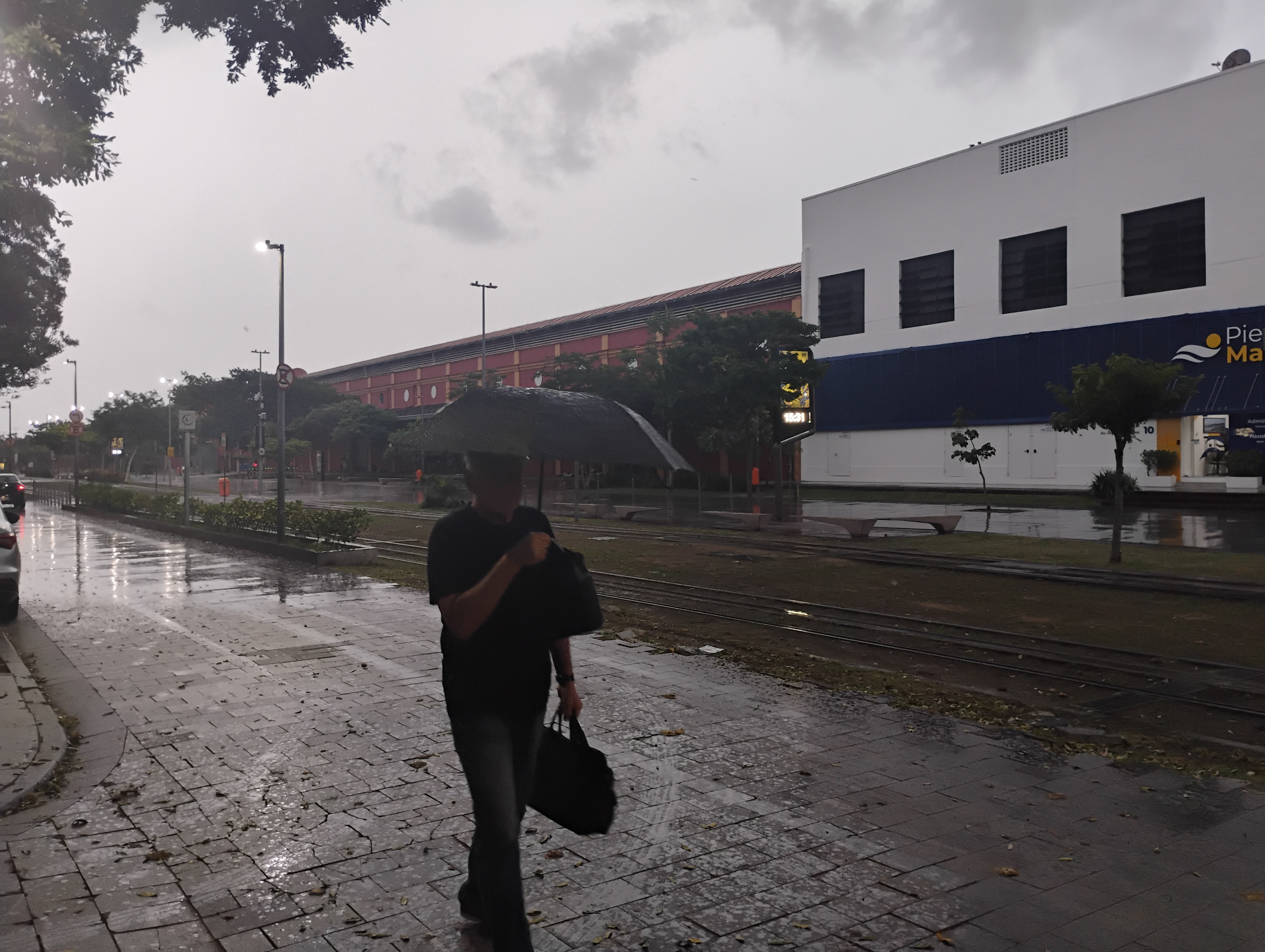 Rio est&aacute; sob alerta de chuvas fortes nesta ter&ccedil;a-feira, com previs&atilde;o de pancadas