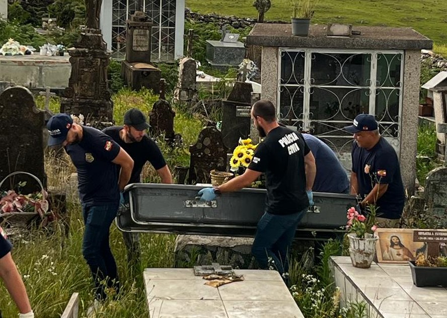 Traficantes escondem corpo de vítima em túmulo de cemitério em SC: 'Nunca  vi caso semelhante', diz delegado