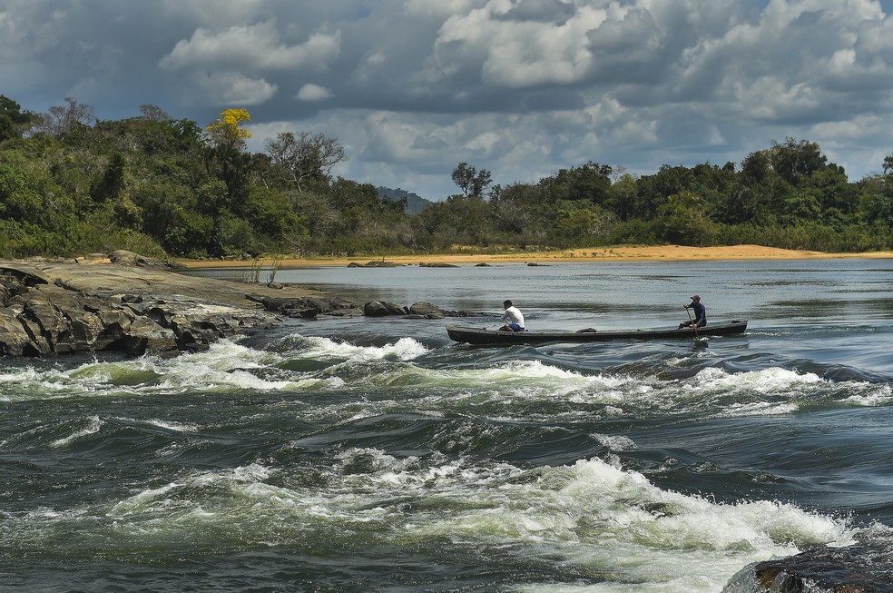 5ª Canoada Xingu, em 2018; evento criado para chamar a atenção aos problemas que os povos e comunidades da região enfrentam com a instalação da usina hidrelétrica de Belo Monte — Foto: Divulgação / Marcelo Soubhia - ISA