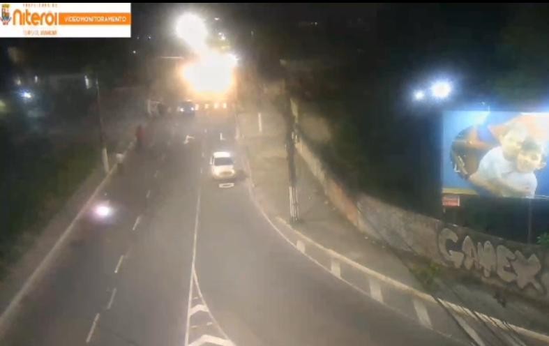 Preso motorista que atropelou seis jovens e fugiu sem prestar socorro em Niterói; veja imagens das câmeras que rastrearam o suspeito