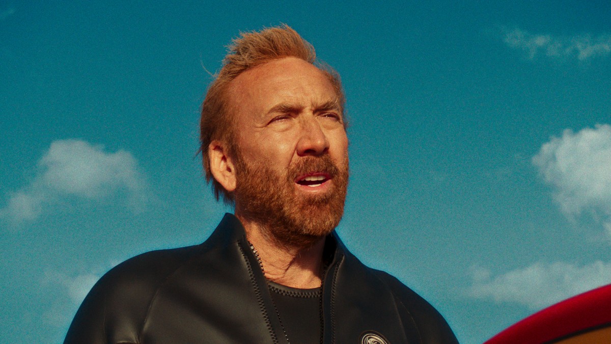 Mansão de Nicolas Cage avaliada em R$ 53 milhões quase desaba após cratera se abrir na entrada; veja imagens - Foto