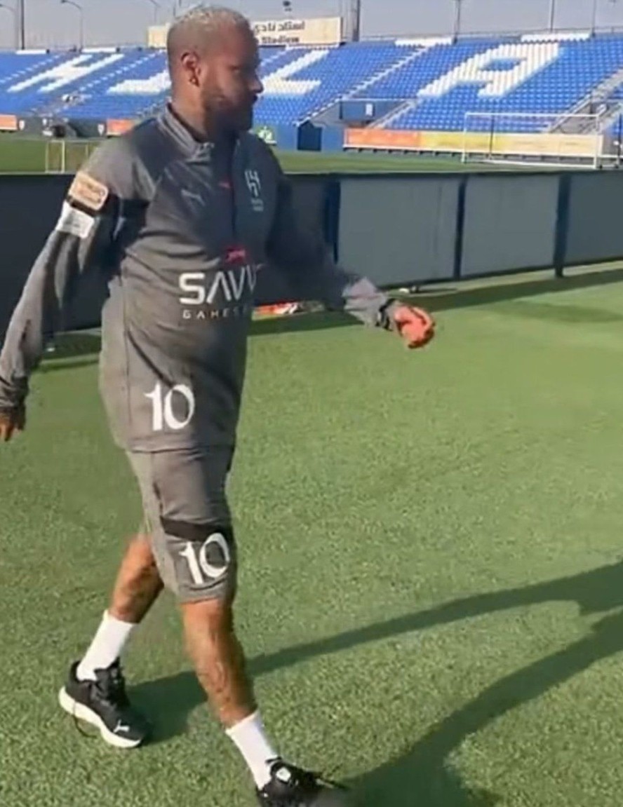 Neymar shop jr peso