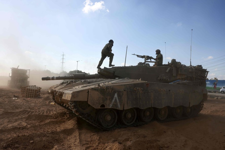 Tanques, mísseis e navios dos EUA: veja o arsenal de Israel em ...