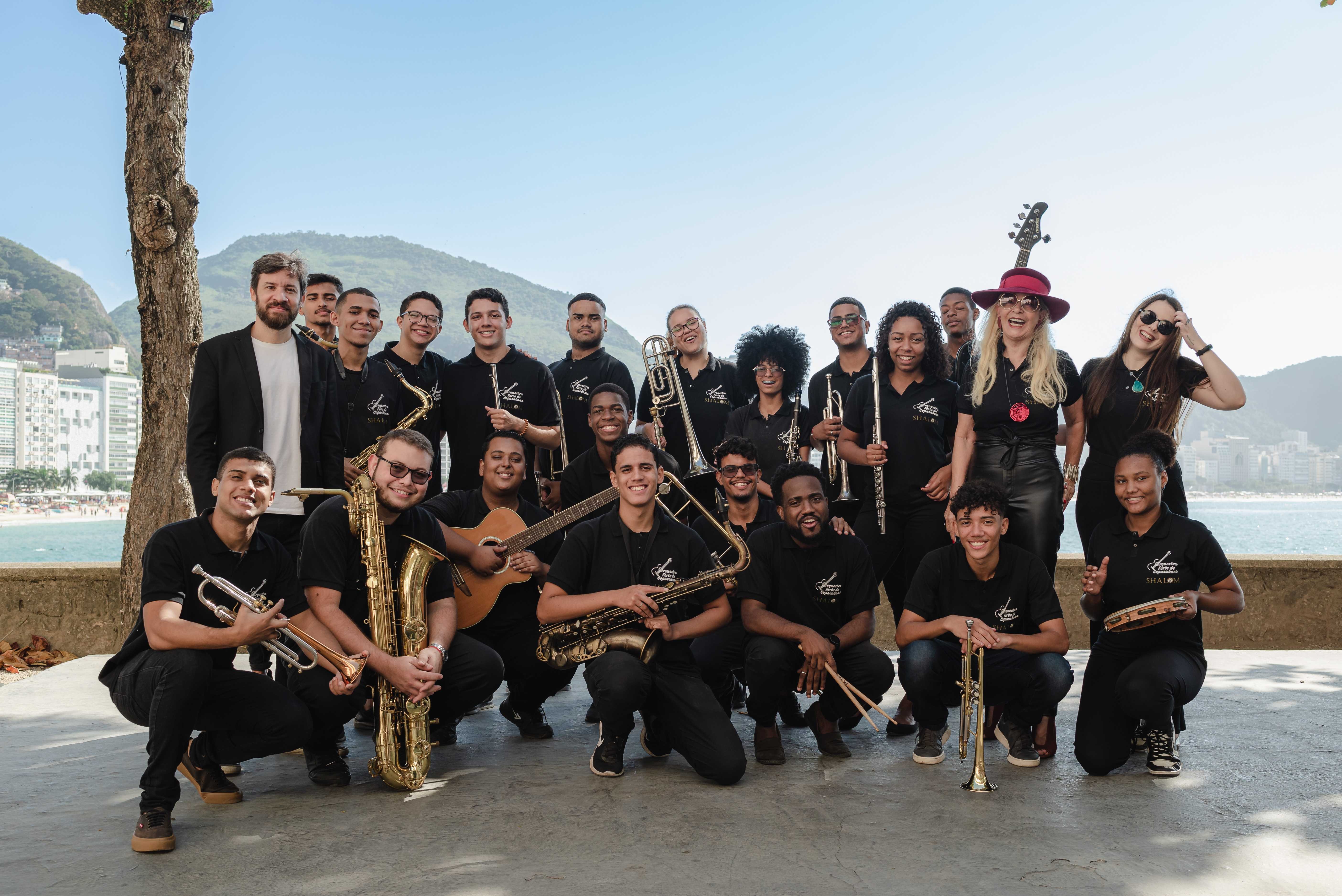 Orquestra Forte de Copacabana e Shalom faz concerto gratuito e didático na Zona Norte