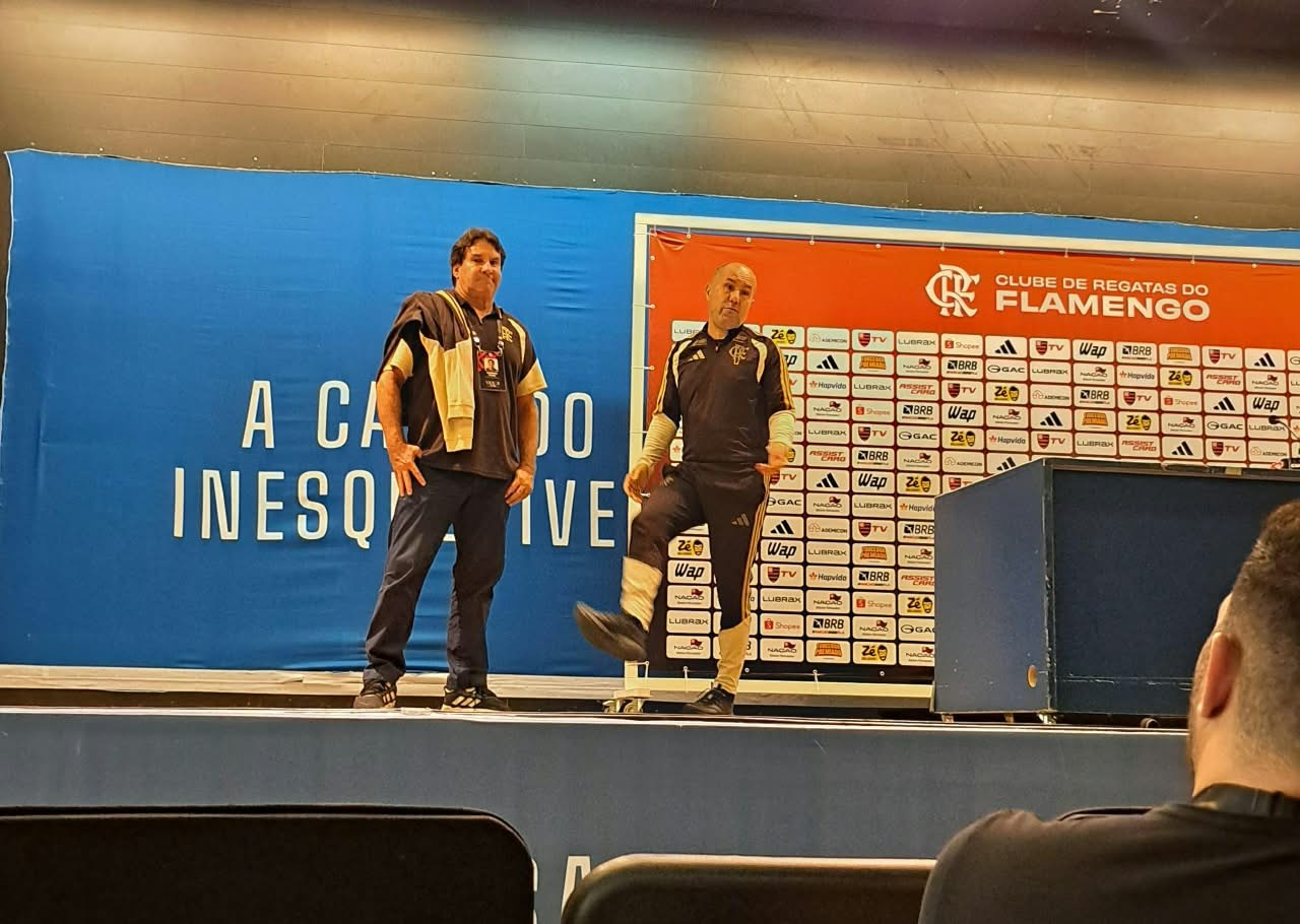 Jardim elogia arbitragem do Fla-Flu e simula falta em assessor para justificar não expulsão de Pulgar