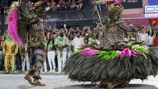 Desfile da Mangueira — Foto: Marcelo Theobald / Agência O Globo