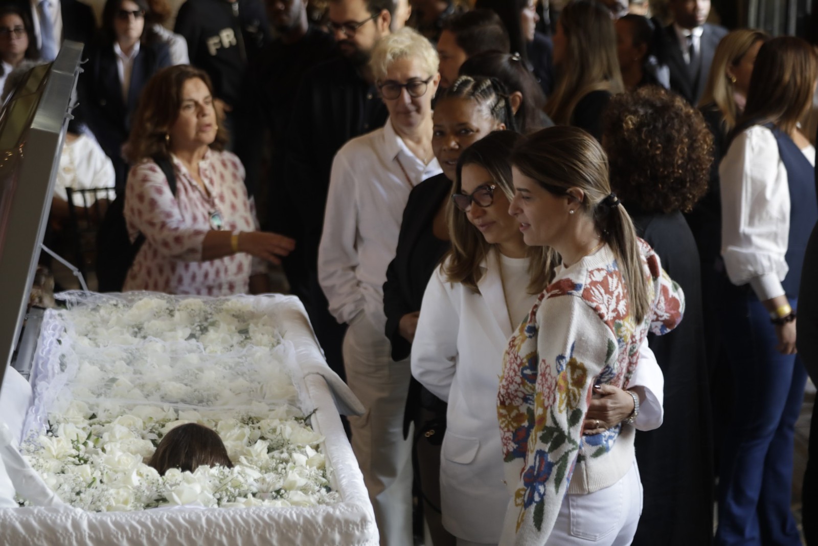 Primeira-dama Janja Ea Ministra da Cultura, Margareth Menezes, No Velório DePreta Gil, No Rio. - Foto: Gabriel de Paiva /agência Globo