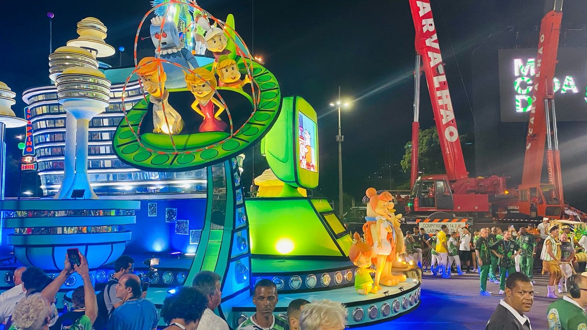 Flinststones, Jetsons, videogame: as referências dos tripés da Mocidade Independente de Padre Miguel