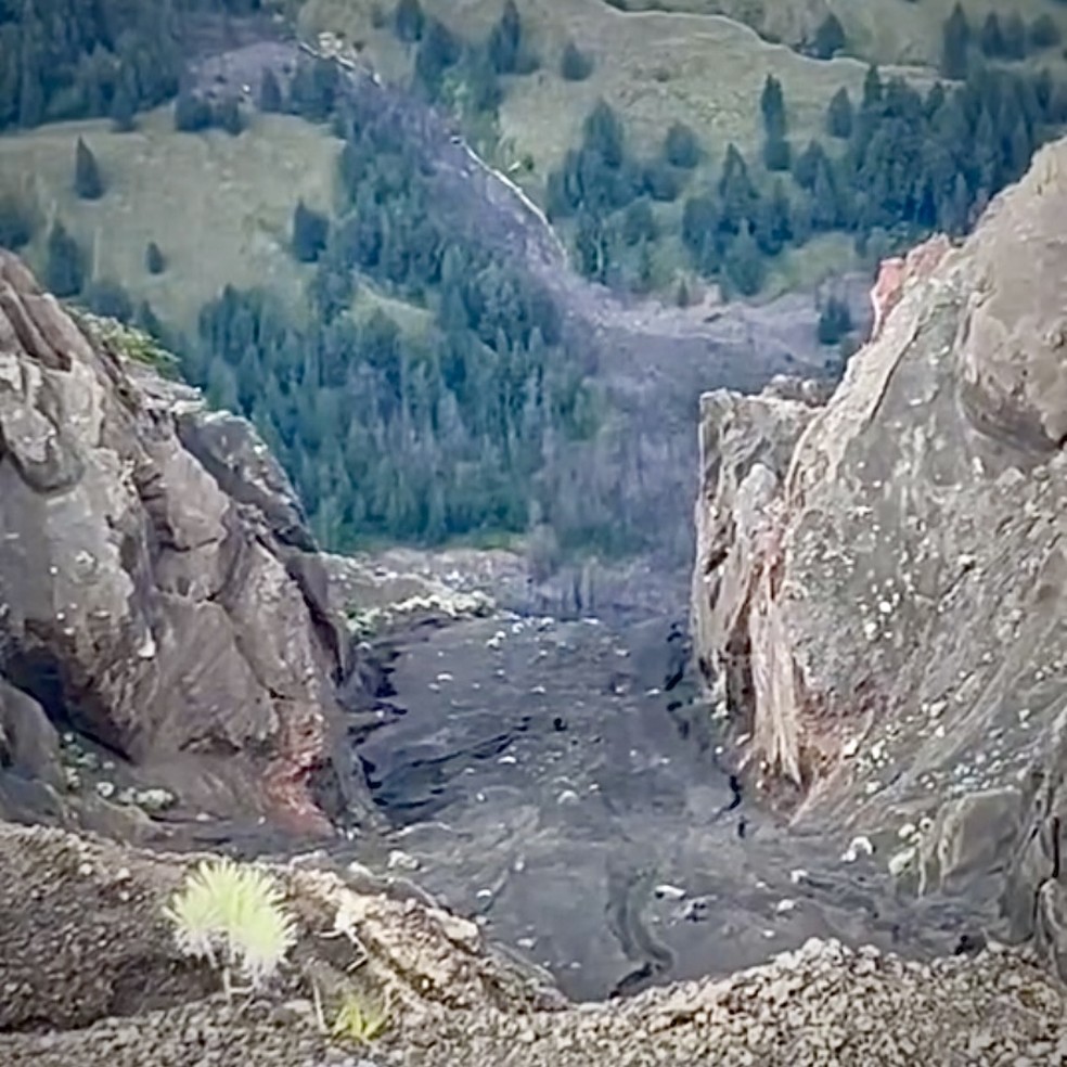 Vídeo mostra brasileira em montanha após queda durante trilha na ...