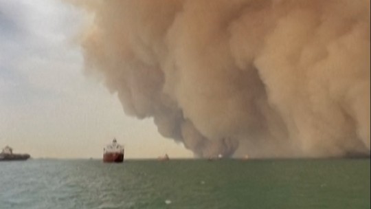 Tempestade de areia no Egito: Dois portos ao longo do Canal de Suez ficaram fechados; assista