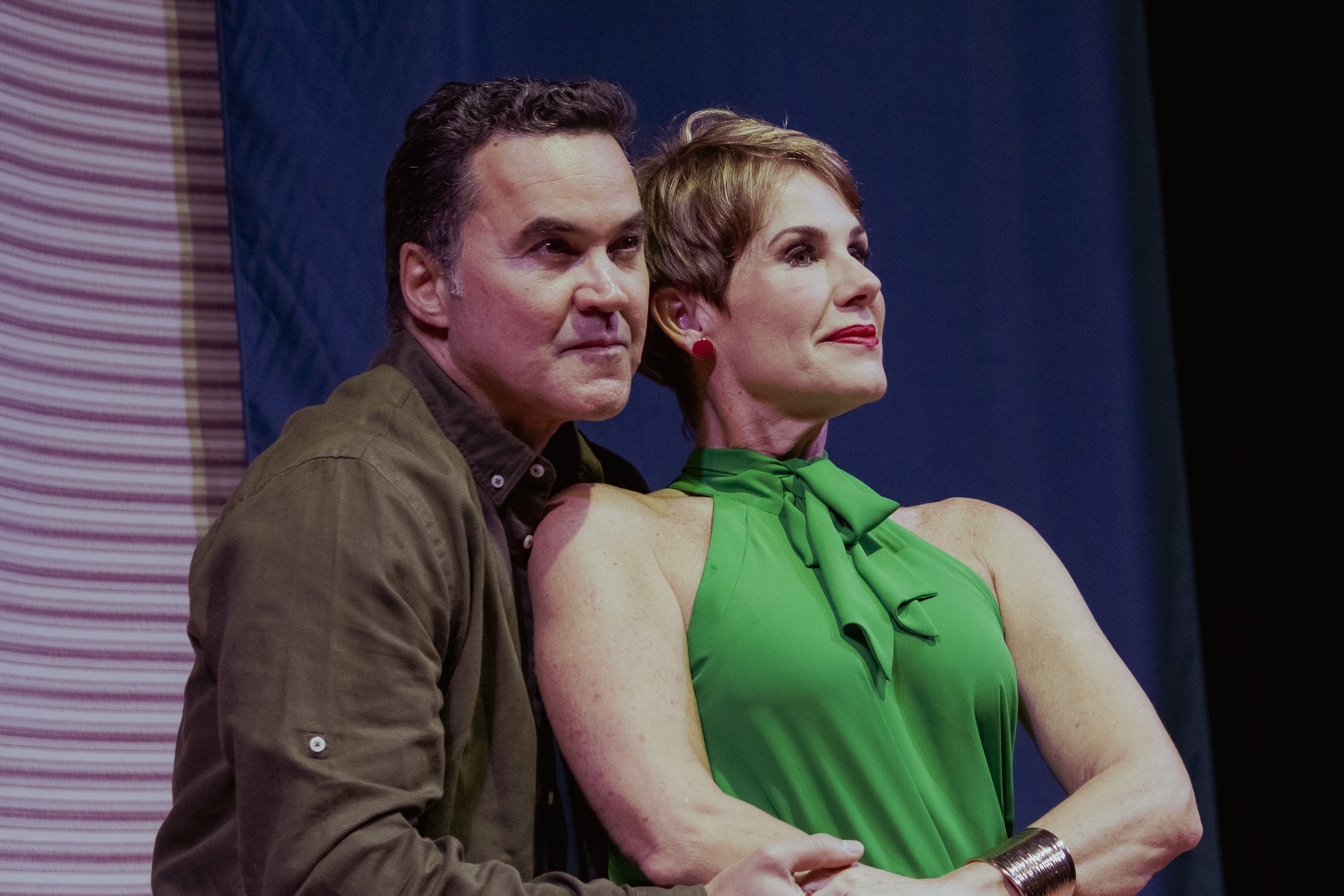 O Teatro Fashion Mall recebe o espetáculo 'De Repente Nós', comédia sobre um casal que precisa reaprender a viver a dois