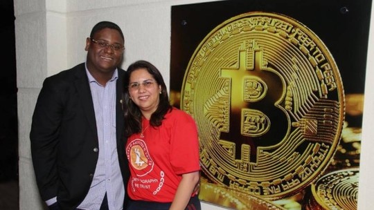 Justiça nega recurso à mulher do ‘Faraó do Bitcoin’, foragida da Interpol há um ano