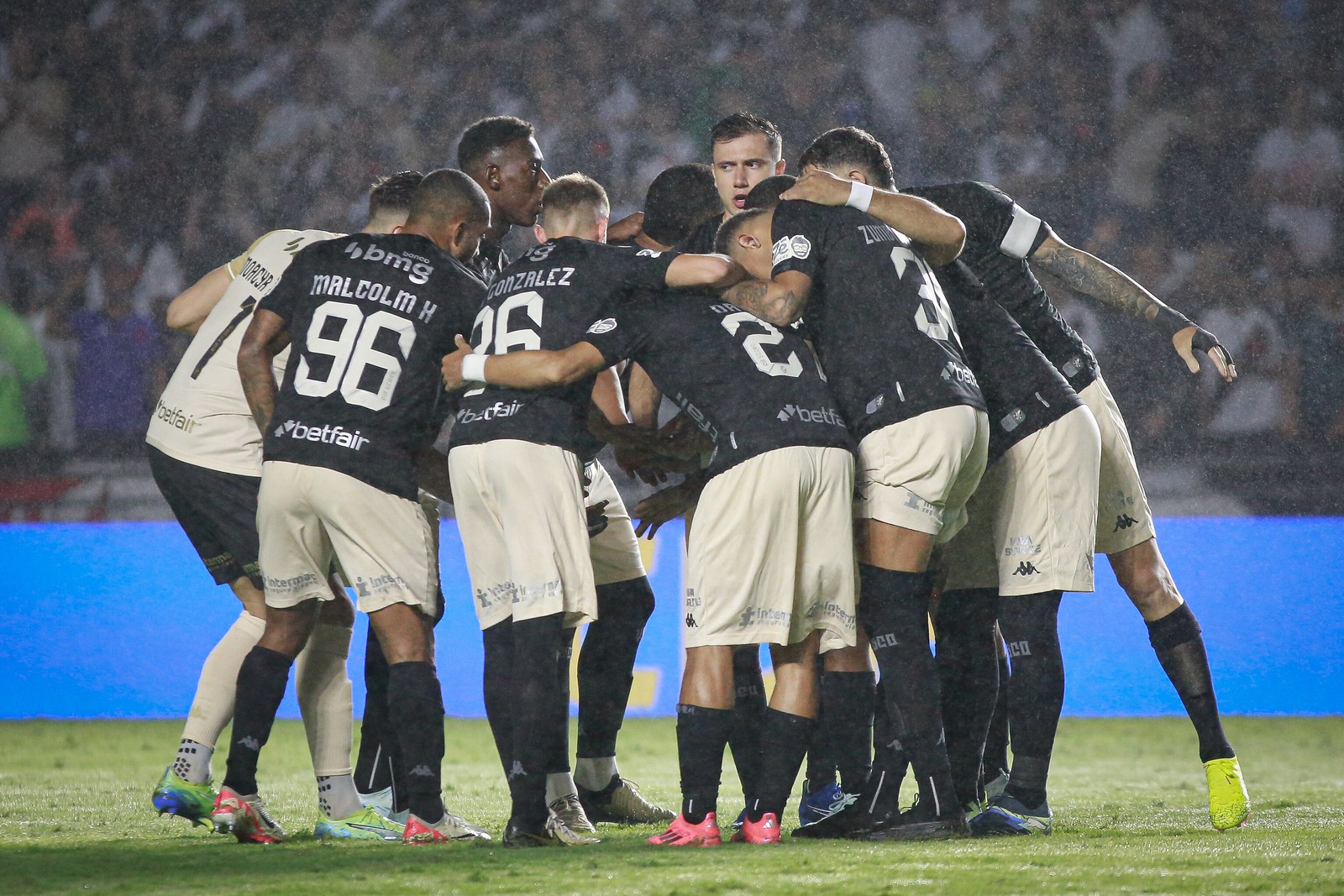 Paiva ainda vê Vasco na briga pela pré-Libertadores e minimiza peso de vaias: 'Todo mundo tem parcela de culpa'