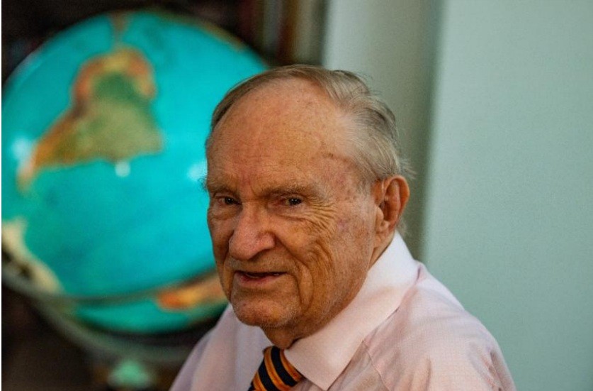 Fundador de grupo suíço pelo direito de morrer recorre ao suicídio assistido aos 92 anos