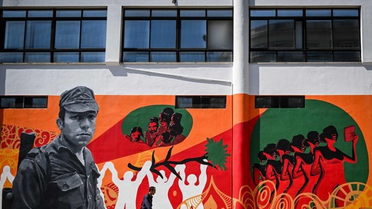 Revolução dos Cravos: Conheça personagens esquecidos do levante que derrubou ditadura em Portugal há 50 anos