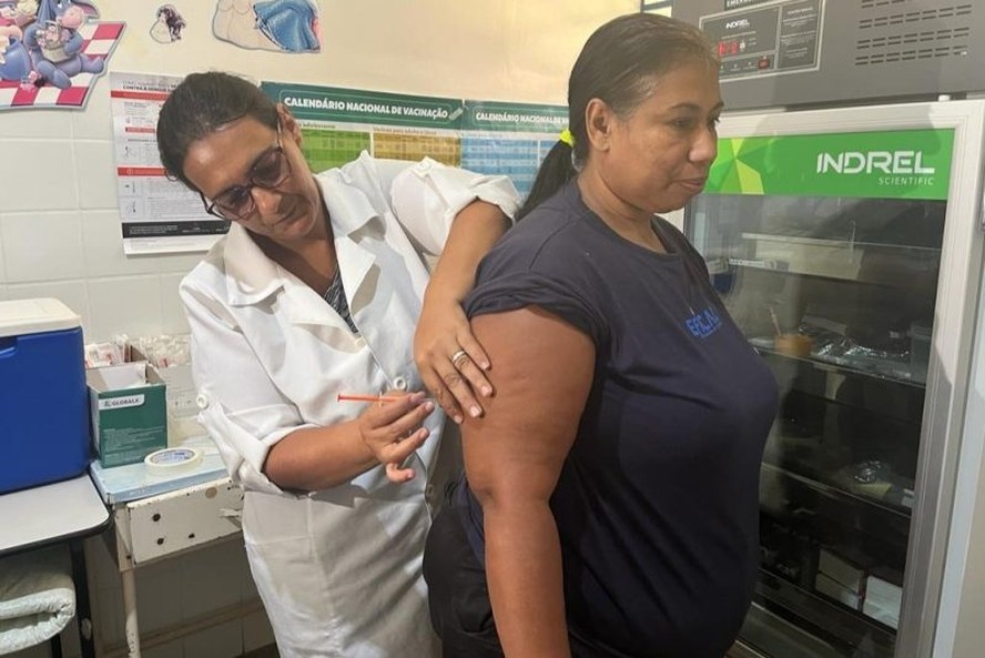 Cidade brasileira é 1ª no mundo a vacinar em massa contra a dengue com a Qdenga.