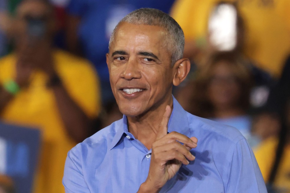 O ex-presidente Barack Obama durante comício na Geórgia — Foto: AFP