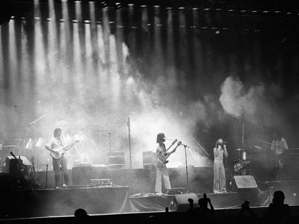 Ney Matogrosso, Ritchie, Raphael Rabello... Steve Hackett, ex-Genesis ...