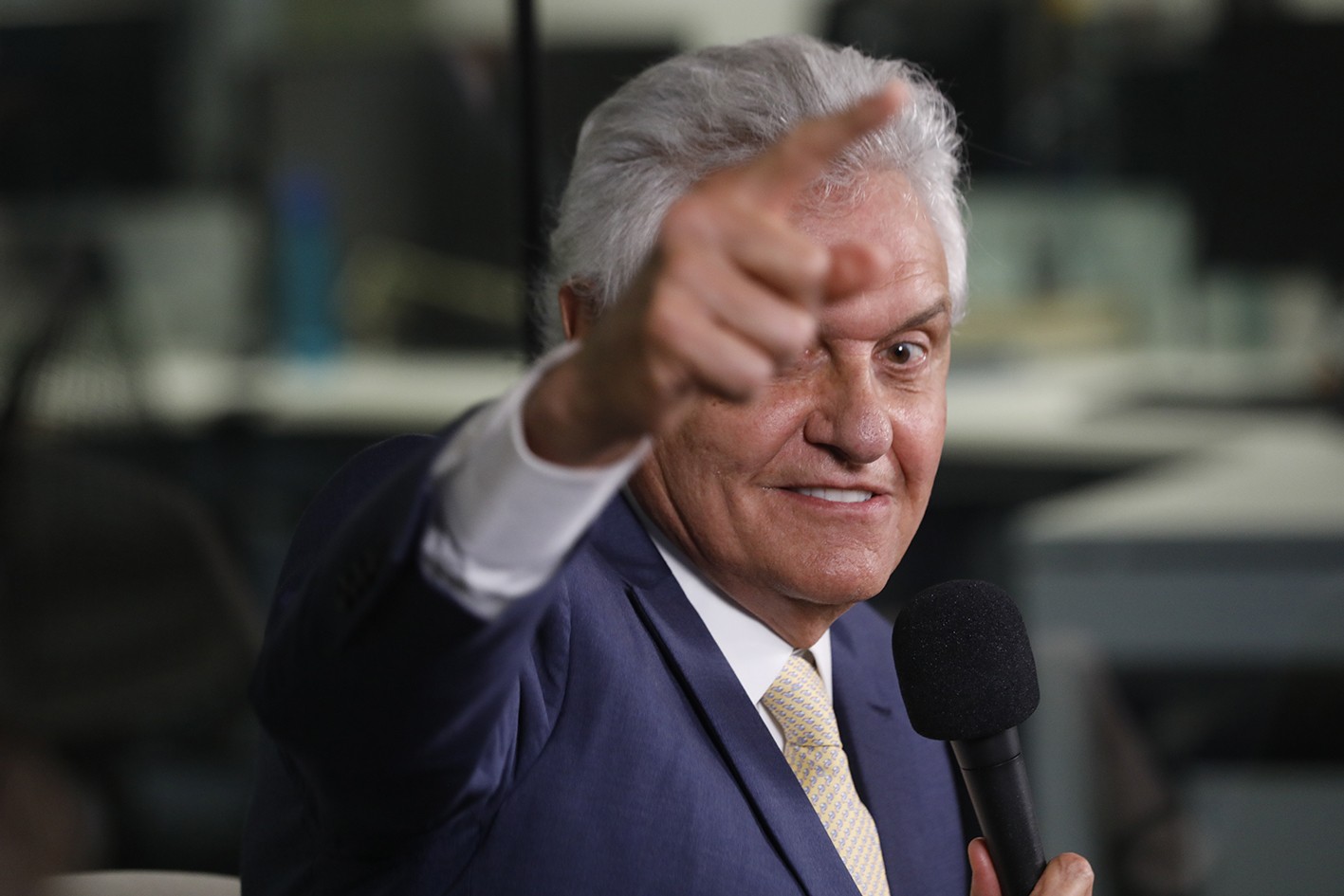 Após diganóstico de pneumonia e internação em hospital de SP, Ronaldo Caiado terá alta neste domingo