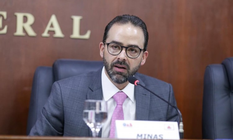 Advogado de Vorcaro cancela ida ao Gilmarpalooza para negociar delação