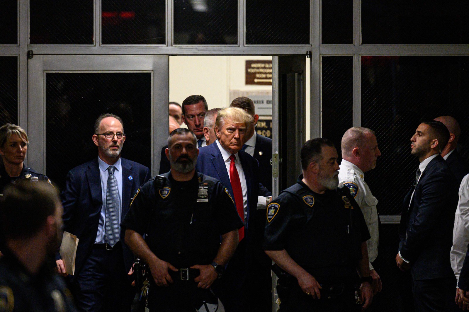  Trump entra no Tribunal Criminal de Manhattan — Foto: Ed JONES / AFP