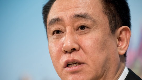 Quem é Hui Ka Yan, ex-mais rico da China que perdeu US$ 40 bi e está sob vigilância policial