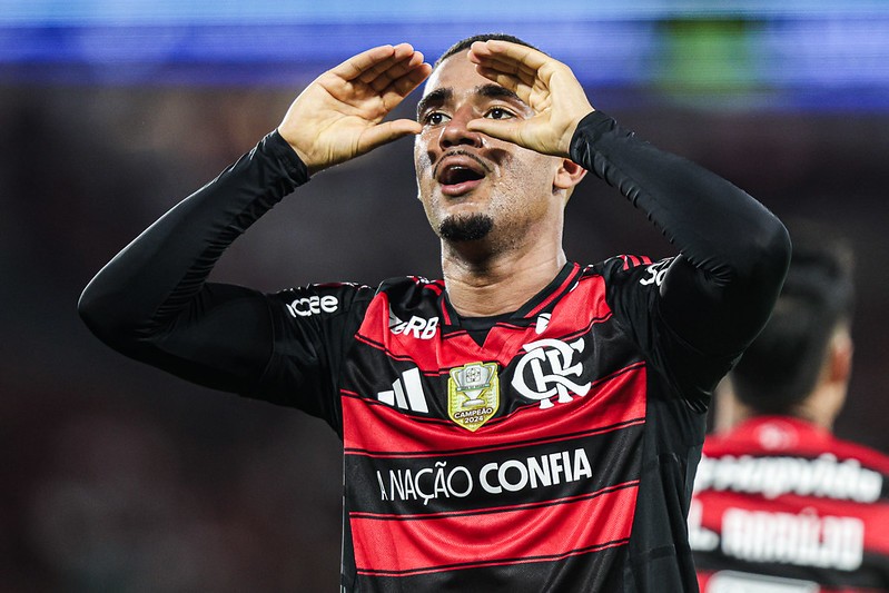 De 'alma nova' mas sem se iludir com 8 a 0, Flamengo atinge auge e já tem ataque com média recorde no Brasileiro