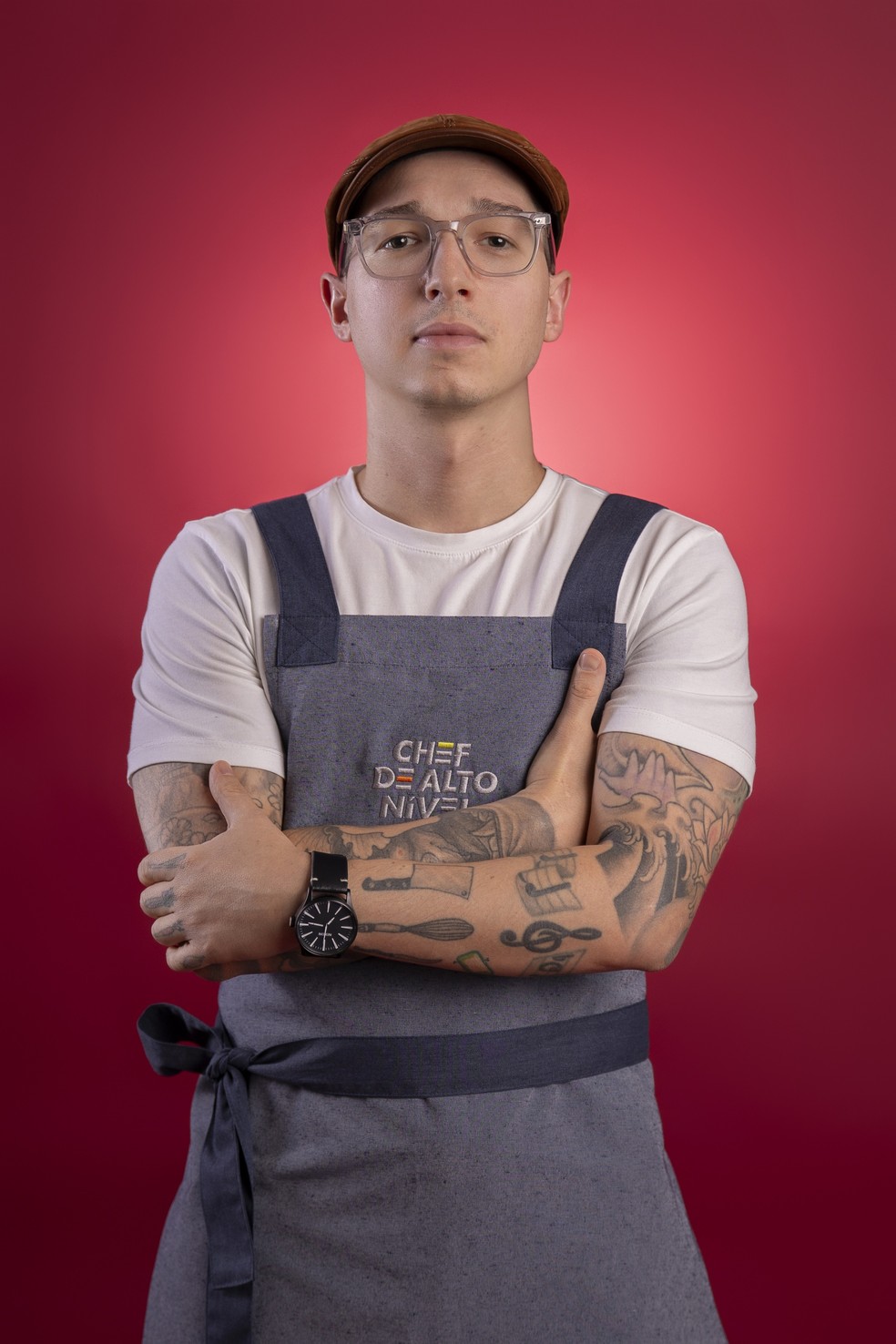Ícaro Conceição, participante do reality show 'Chef de alto nível', no grupo 'cozinheiros da internet — Foto: Divulgação/TV Globo/Beto Roma