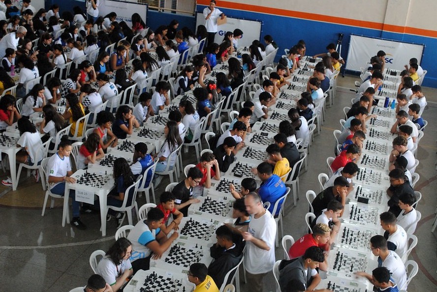 Ginásio lotado para a competição de Xadrez no Intercolegial