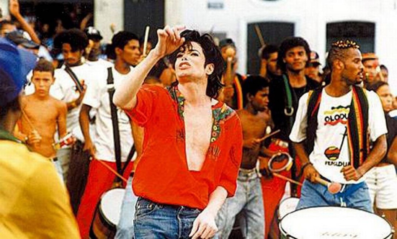Michael Jackson tinha cerca de R$ 2,7 bilhões em dívidas quando