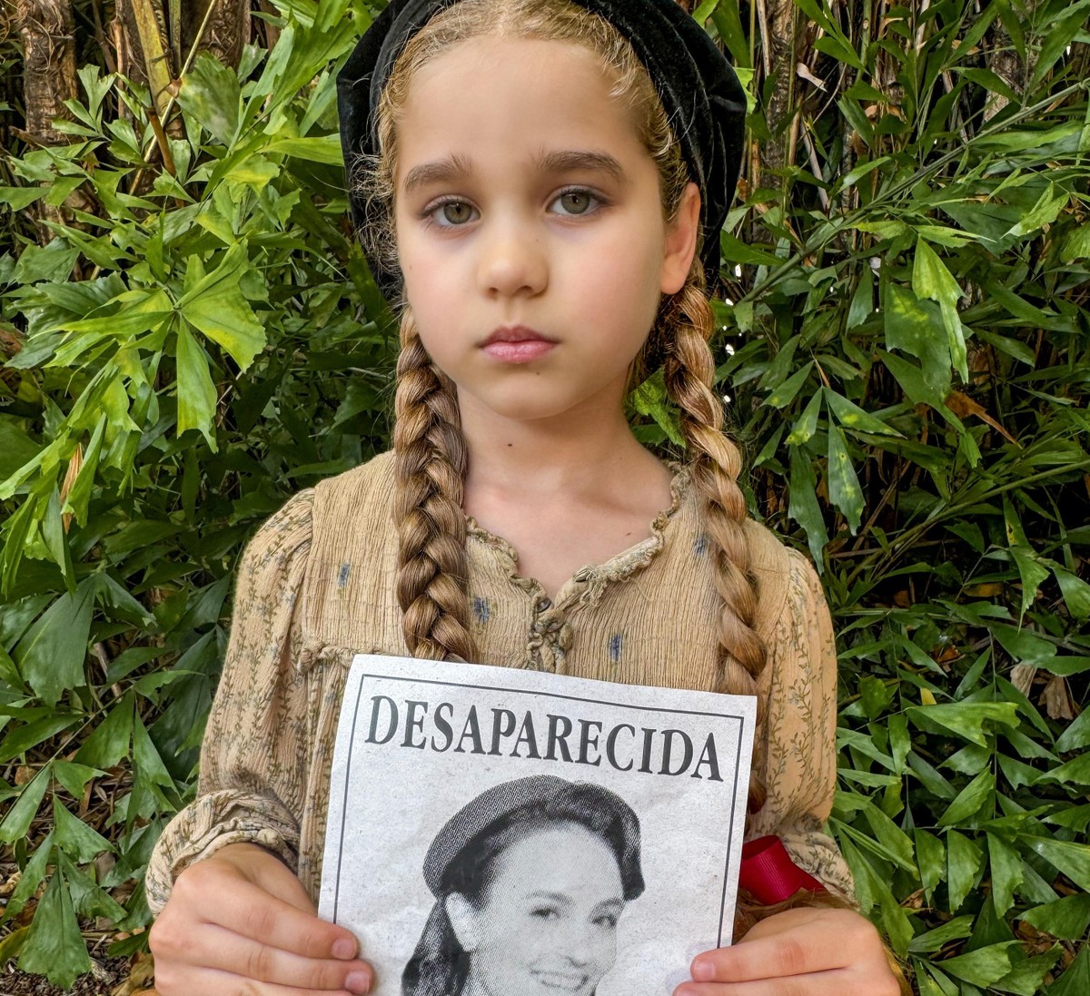 'Êta mundo melhor!': Estela some após sequestro e é procurada por amigos