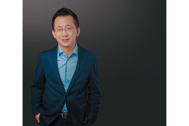 Zhang Yiming, da empresa de tecnologia ByteDance - Atualmente, tem US$59 bilhões. Deve bater US$ 1 trilhão em 2026, aos 42 anos. É o mais jovem da listaDivulgação