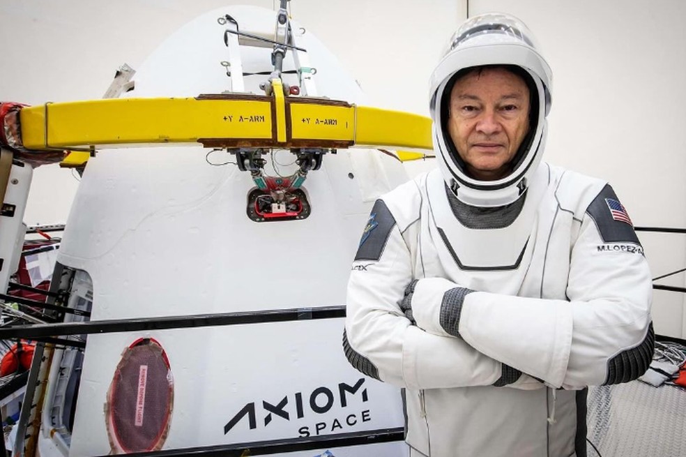 O espanhol Michael López-Alegría é o comandante do voo até a Estação Espacial Internacional — Foto: Reprodução/Instagram