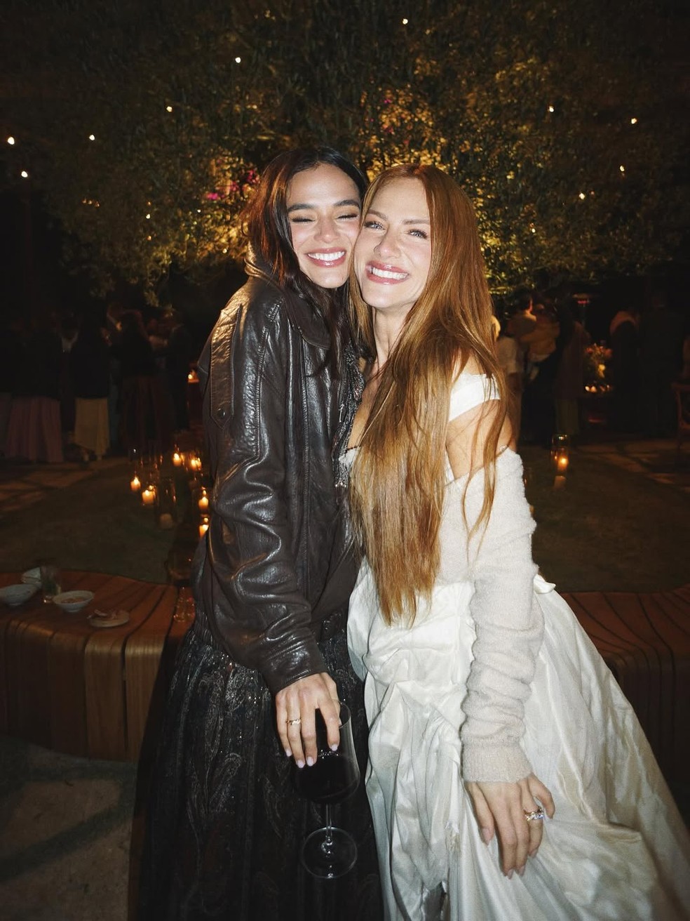 Bruna Marquezine arrasa com visual Saint Laurent e conquista f&atilde;s &mdash; Foto: Reprodu&ccedil;&atilde;o Instagram