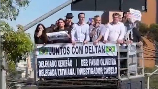Poupado por Deltan, Bolsonaro não comenta cassação de ex-procurador: 'Vou continuar não falando'