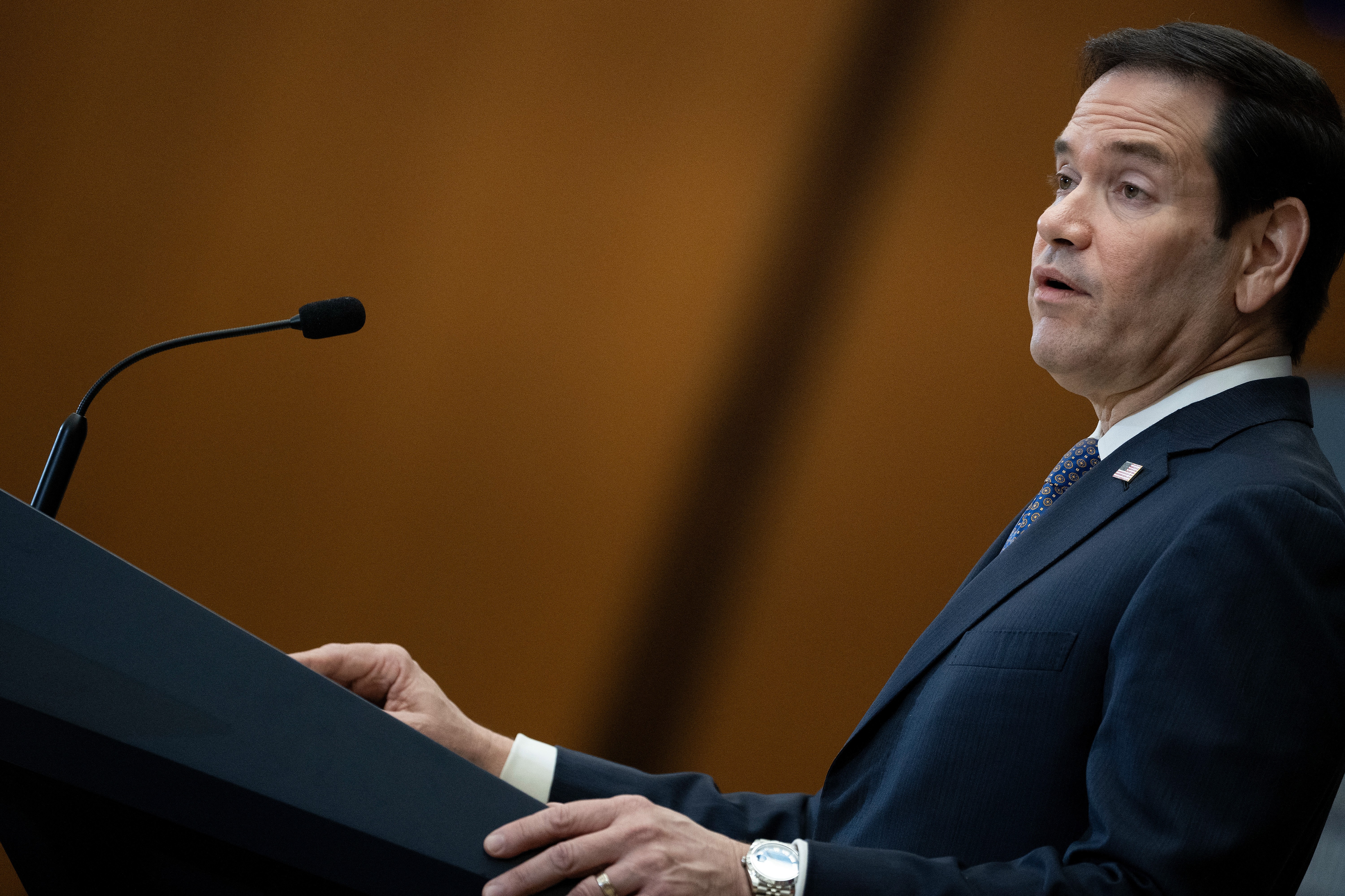 Em carta a Rubio, senadores americanos criticam 'interferência' dos EUA e pedem reconhecimento do resultado das eleições