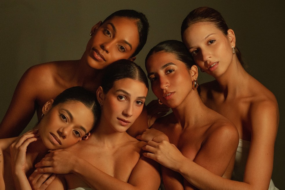 displays "Rude party" - Photo: Disclosure / Teatro Multiplan