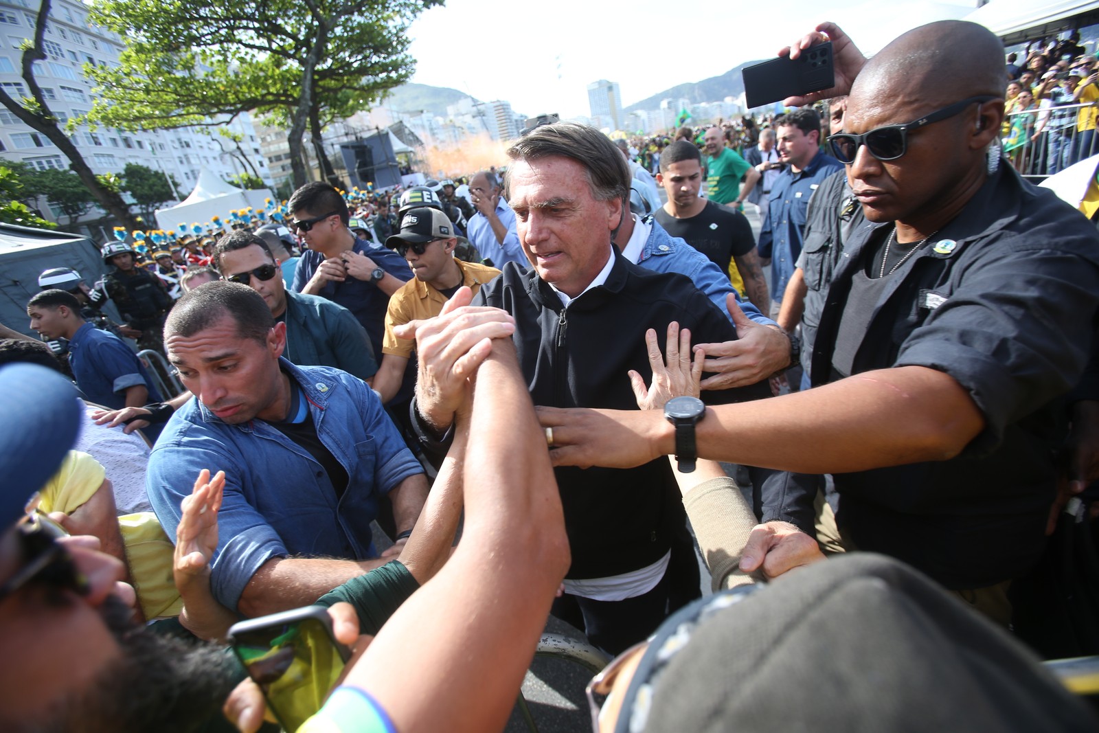Bolsonaro participa de ato em Copacabana no 7 de setembro — Foto: Alexandre Cassiano/ Agência O GLOBO