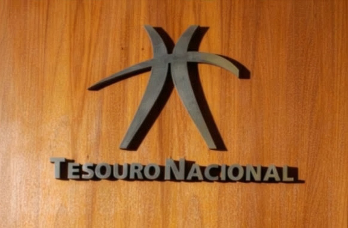 Tesouro realiza maior venda de títulos desde 2020 diante de queda dos juros no mercado financeiro